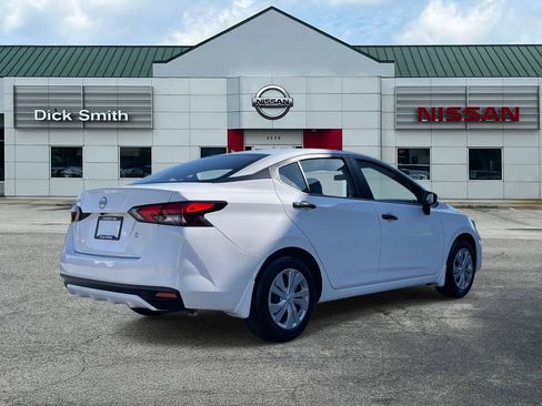 Used 2025 Nissan Versa S w/ Trunk Package image 6