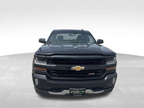 Used 2018 Chevrolet Silverado 1500 LT w/ All Star Edition image 3