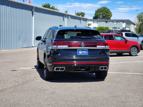 Used 2024 Volkswagen Atlas Cross Sport SEL Premium R-Line AWD/4WD image 5