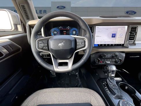 New 2025 Ford Bronco Big Bend AWD/4WD image 16