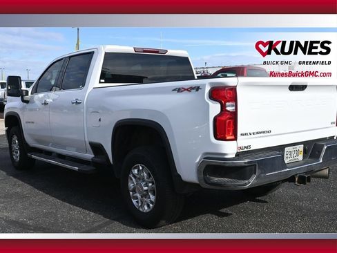 Used 2023 Chevrolet Silverado 3500 LTZ AWD/4WD image 9