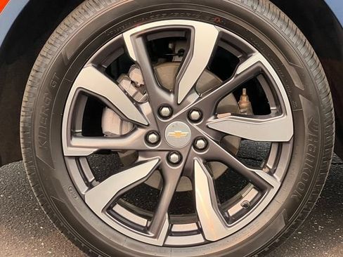 Used 2024 Chevrolet Equinox Premier AWD/4WD image 7