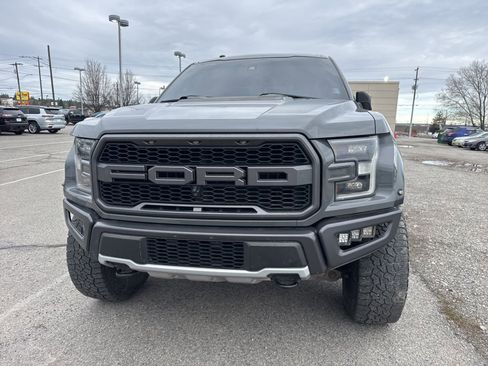 Used 2018 Ford F150 Raptor w/ Equipment Group 802A Luxury image 2