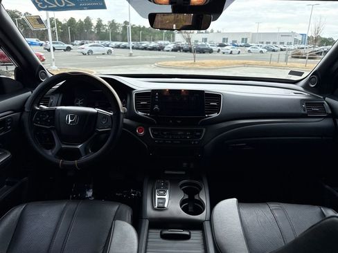 Certified 2023 Honda Passport TrailSport image 15