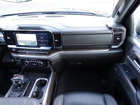 Used 2024 Chevrolet Silverado 1500 RST image 43