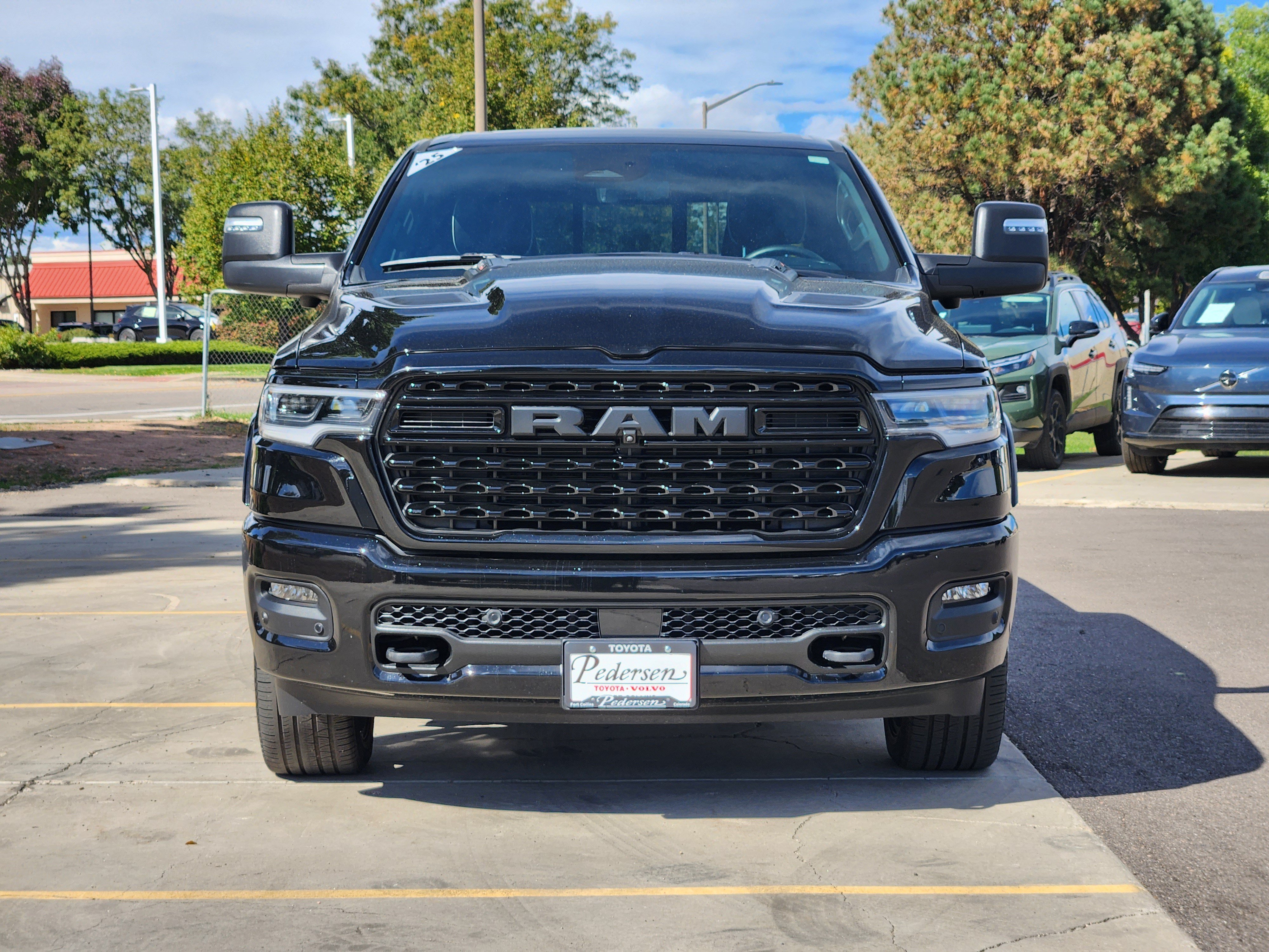 Used 2025 RAM 1500 Limited AWD/4WD image 2