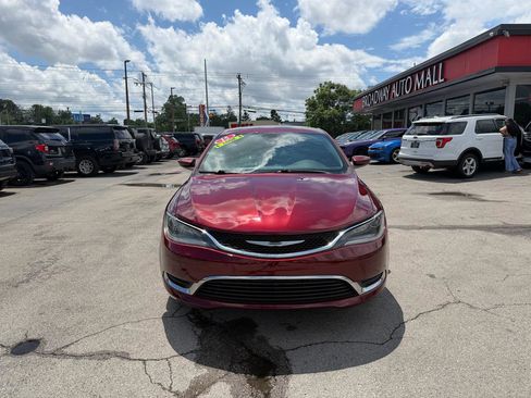 Used 2015 Chrysler 200 Limited w/ Convenience Group FWD image 7