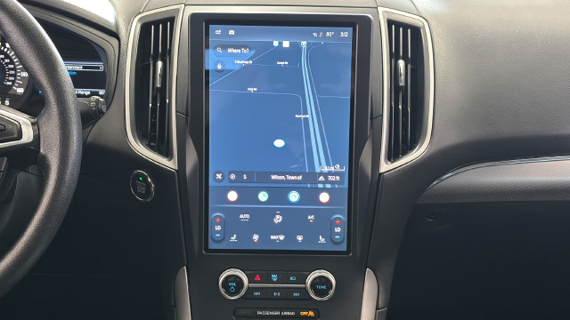 Used 2022 Ford Edge SEL AWD/4WD image 15