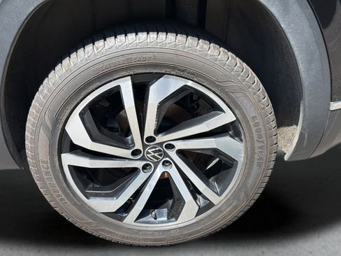 Used 2023 Volkswagen Atlas Cross Sport SEL AWD/4WD image 15
