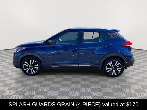 Used 2019 Nissan Kicks SR w/ SR Premium Package FWD image 8