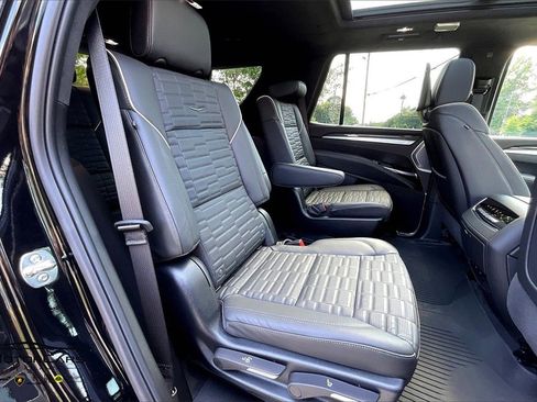 Used 2025 Cadillac Escalade V w/ LPO, Floor Liner Package image 26