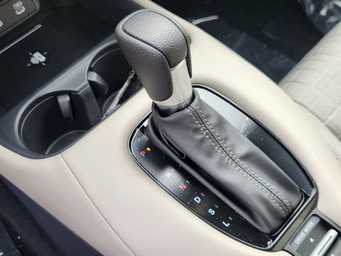 New 2026 Honda HR-V LX image 13