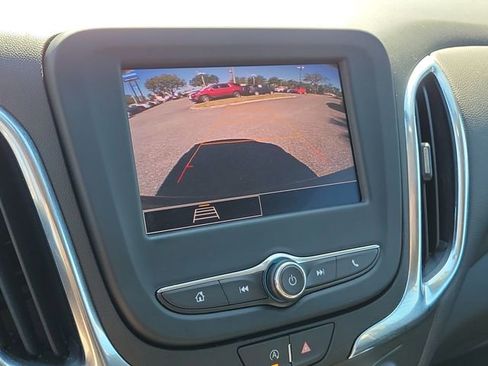 Certified 2023 Chevrolet Equinox LT FWD image 32