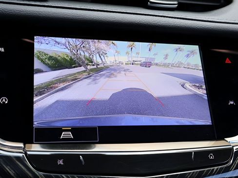 Used 2025 Cadillac XT6 Premium Luxury image 27