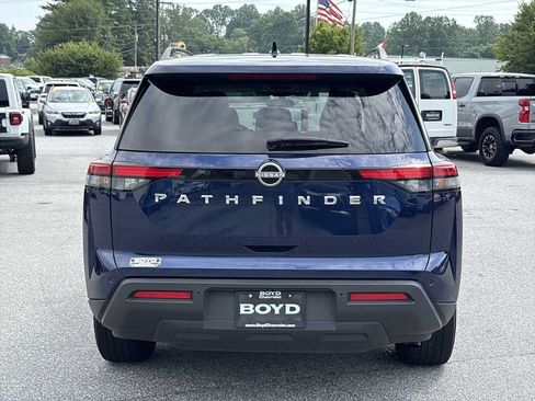 Used 2025 Nissan Pathfinder SV FWD image 7