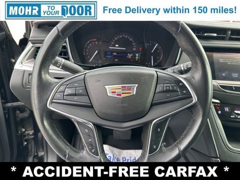 Used 2017 Cadillac XT5 Premium Luxury image 12