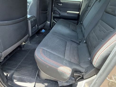 Used 2022 Nissan Frontier PRO-4X w/ Off-Road Protection Package AWD/4WD image 16