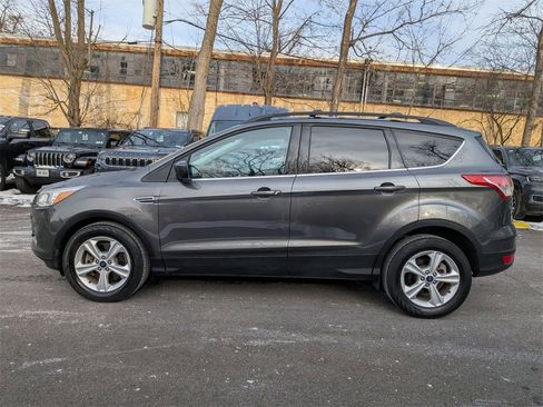 Used 2015 Ford Escape SE w/ Equipment Group 201A image 8