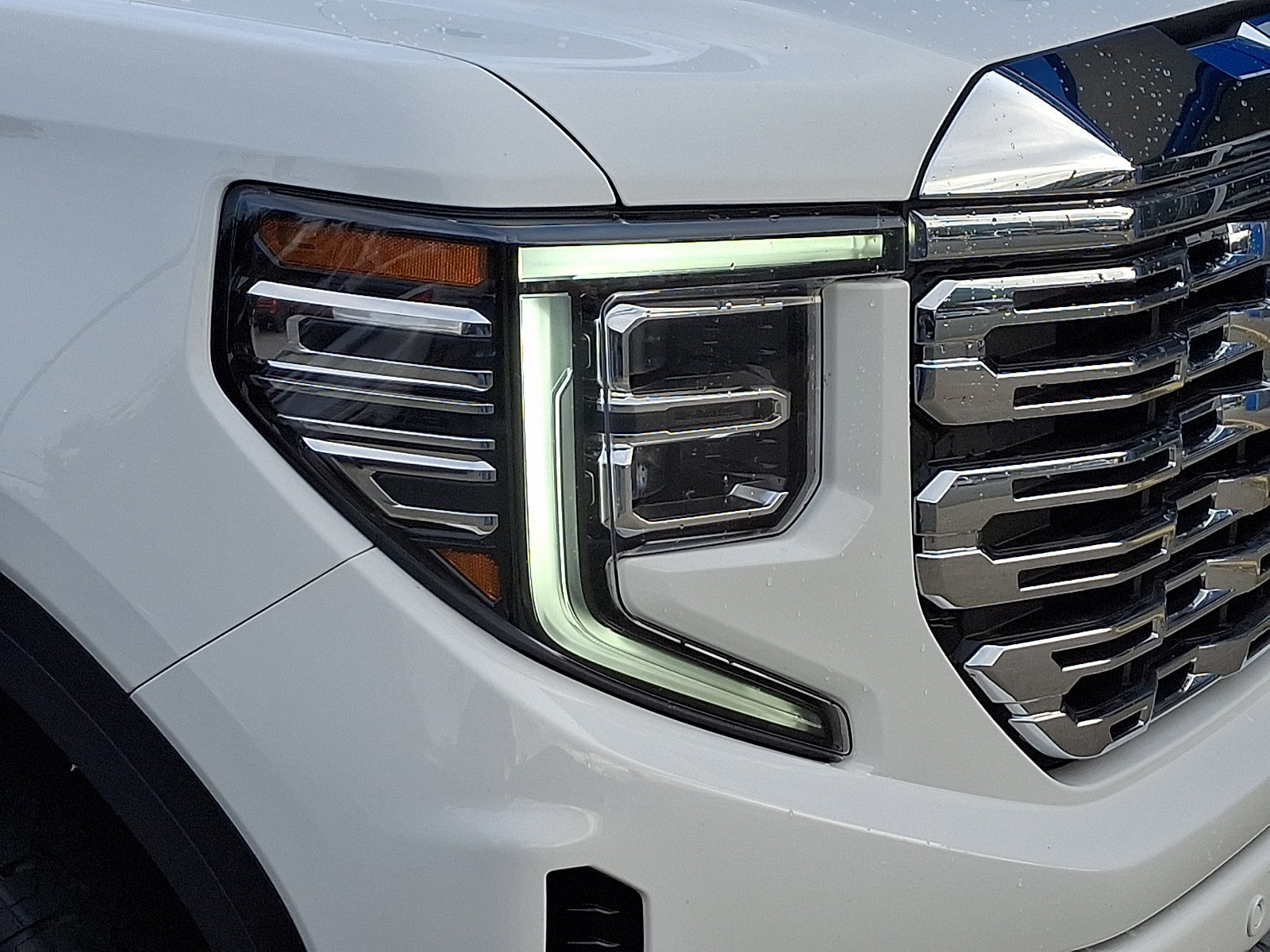 Certified 2023 GMC Sierra 1500 Denali AWD/4WD image 9