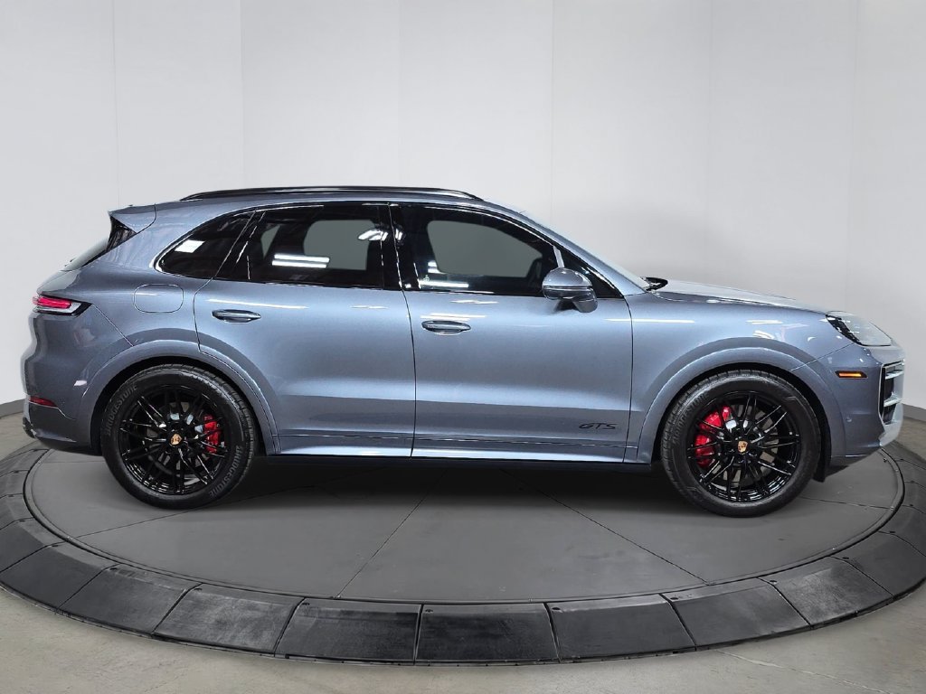 Certified 2026 Porsche Cayenne GTS AWD/4WD image 8