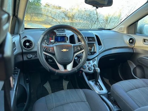 Used 2013 Chevrolet Sonic LT image 12