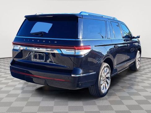 Used 2023 Lincoln Navigator L Reserve image 5
