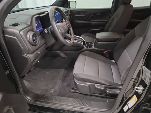 Used 2023 Chevrolet Colorado Trail Boss w/ Advanced Trailering Package image 12