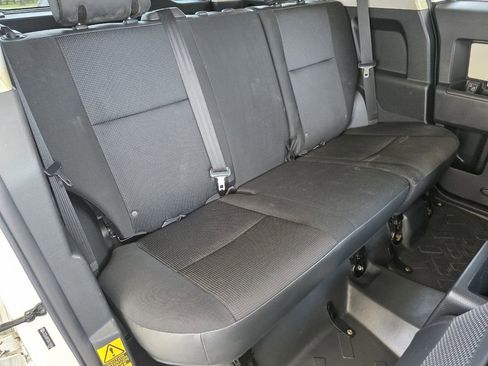 Used 2013 Toyota FJ Cruiser 4WD w/ Upgrade Pkg image 31