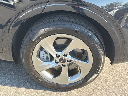 Used 2026 Genesis GV70 2.5T image 20