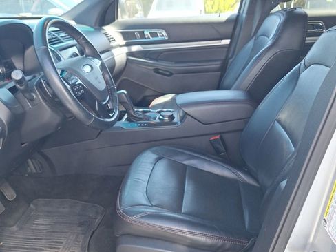 Used 2017 Ford Explorer Sport AWD/4WD image 11
