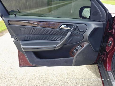 Used 2003 Mercedes-Benz C 320 4MATIC Sedan image 16