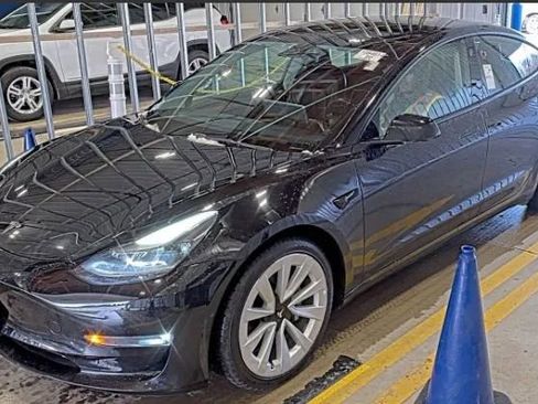 Used 2022 Tesla Model 3 Long Range AWD/4WD image 1