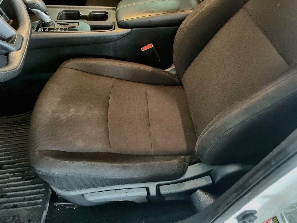 Used 2024 Nissan Sentra S w/ Trunk Package FWD image 17