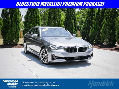 Used 2021 BMW 530i w/ Premium Package RWD image 1