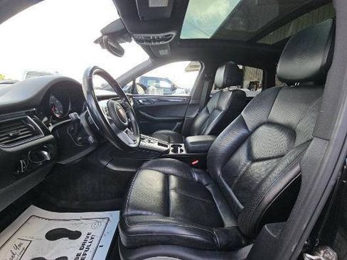 Used 2018 Porsche Macan S w/ Premium Package Plus AWD/4WD image 8