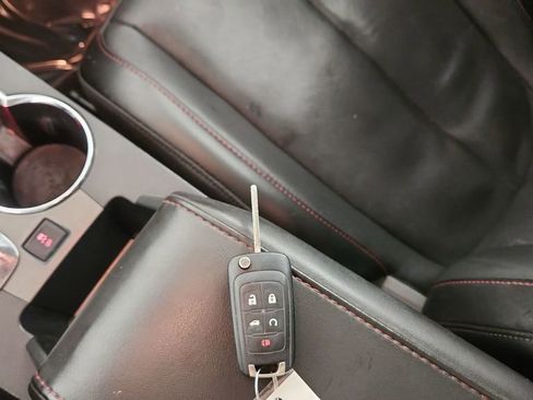 Used 2014 GMC Terrain SLT image 9