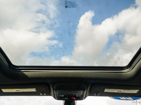 Used 2022 Cadillac XT5 Premium Luxury image 22