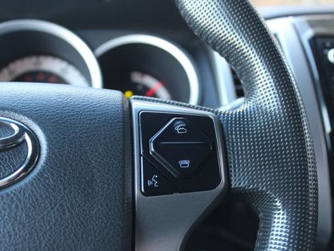 Used 2014 Toyota Tacoma 4x4 Double Cab image 26