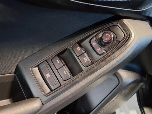 Used 2023 Subaru Impreza 2.0i Premium AWD/4WD image 17