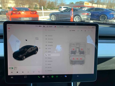 Used 2018 Tesla Model 3 Performance image 21