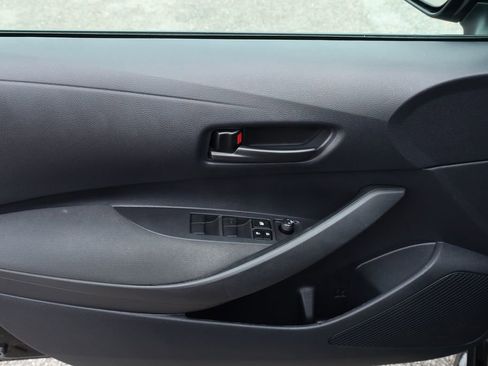 Used 2024 Toyota Corolla LE image 18