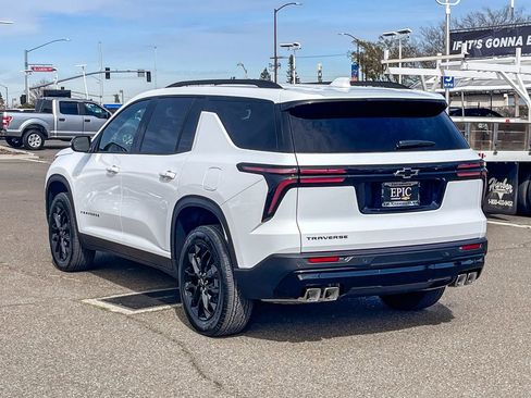 New 2026 Chevrolet Traverse LT w/ Midnight/Sport Edition image 2