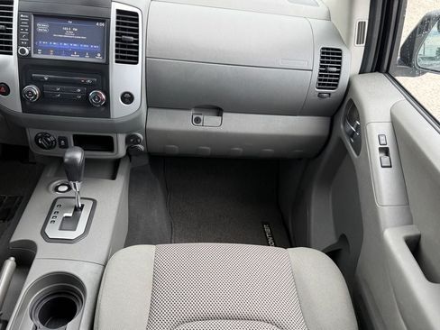 Used 2021 Nissan Frontier SV AWD/4WD image 15