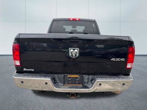Used 2018 RAM 2500 Tradesman w/ Chrome Appearance Group AWD/4WD image 3