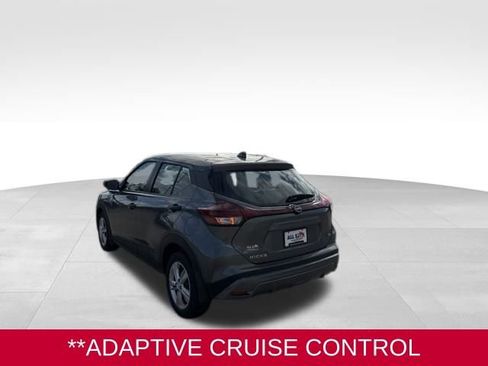 Certified 2025 Nissan Kicks Play S image 3