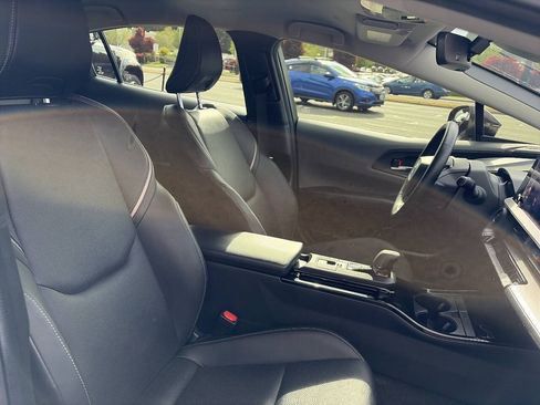 Used 2023 Toyota Prius XLE AWD/4WD image 20