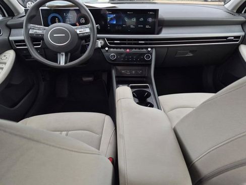 Used 2025 Hyundai Sonata SEL FWD image 14