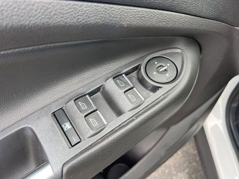 Used 2015 Ford Escape Titanium w/ Equipment Group 301A image 31