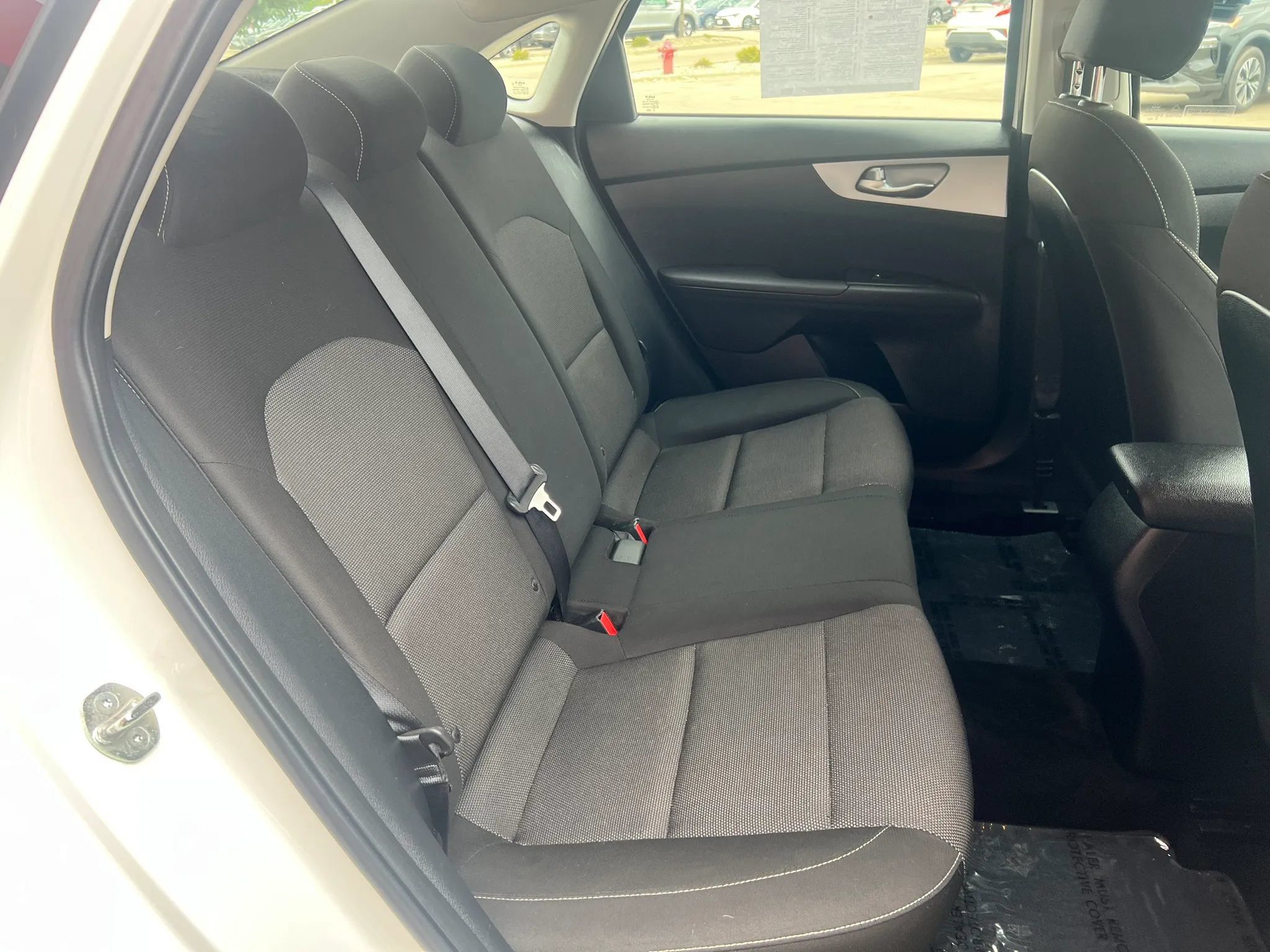 Used 2024 Kia Forte LXS w/ LXS Technology Package FWD image 6