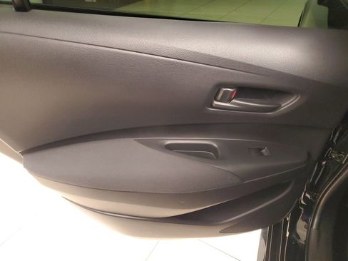 Used 2025 Toyota Corolla LE image 13